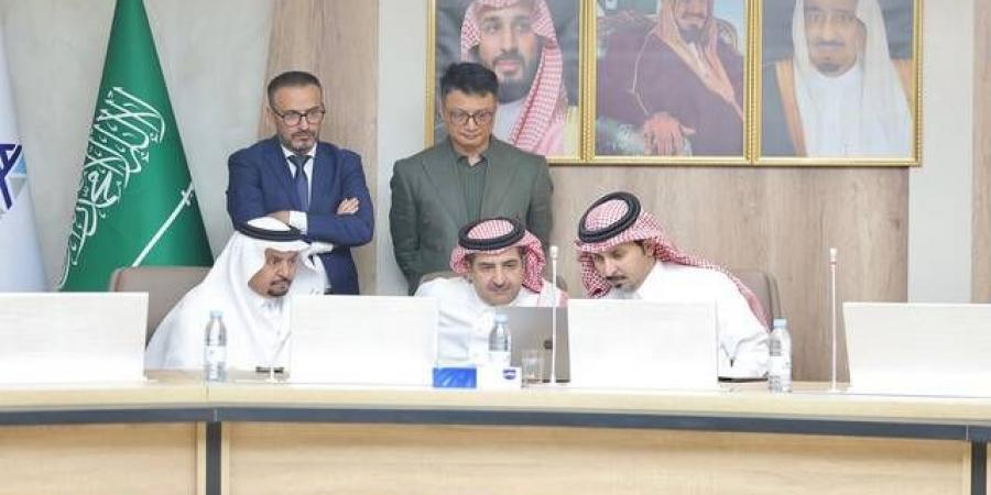 وفد
      صيني
      يطلع
      على
      الفرص
      الاستثمارية
      الواعدة
      في
      منطقة
      عسير