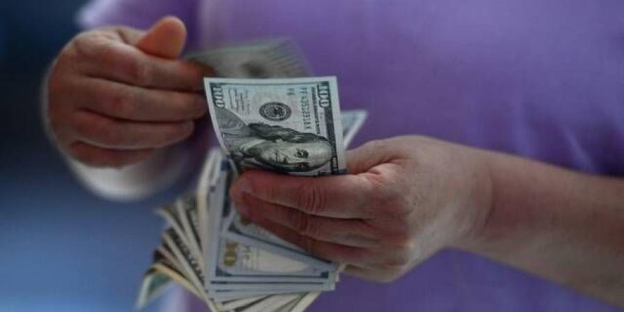 الدولار
      يتعافى
      طفيفاً
      وسط
      ترقب
      اتفاق
      لوقف
      إطلاق
      النار