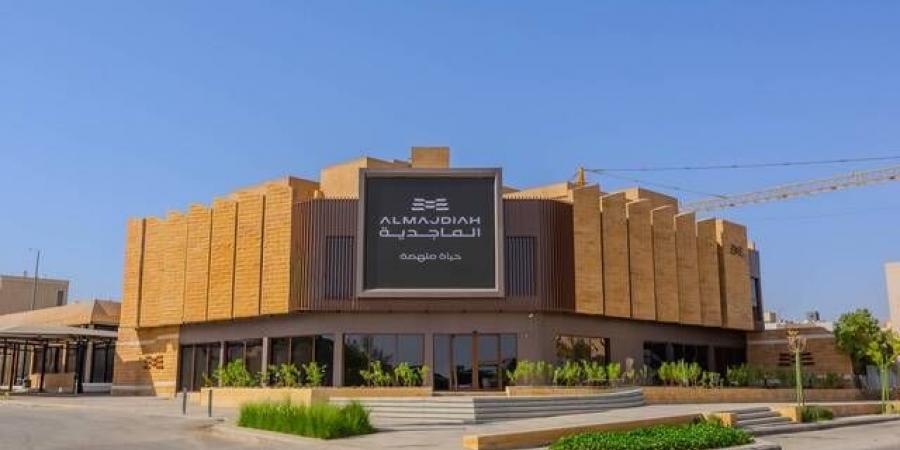 بعد
      شهرين
      من
      عضويته..
      "الماجدية"
      تعلن
      استقالة
      عضو
      مجلس
      الإدارة
      "زياد
      التونسي"