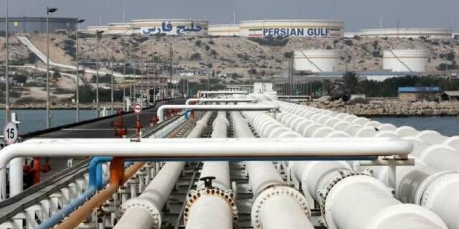 اتفاق
      إيران
      يمهد
      لرفع
      العقوبات
      وتحرير
      الأموال
      المجمدة