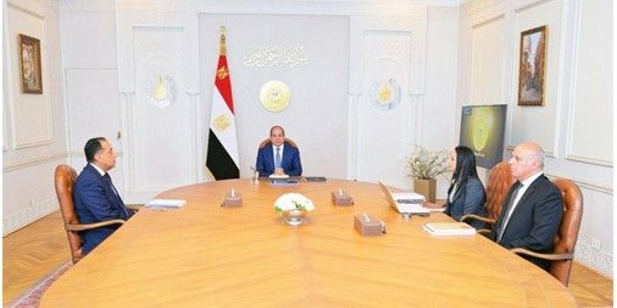 السيسي
يوجه
بضرورة
وجود
برنامج
موحد
للحماية
الاجتماعية