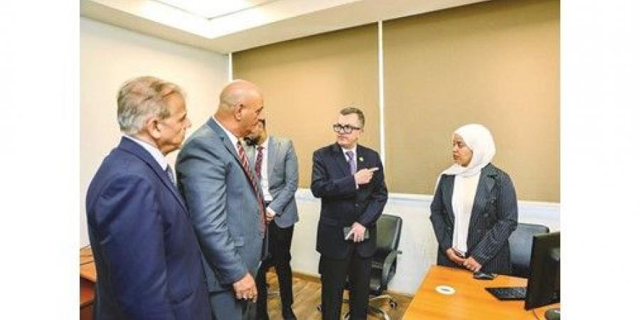 وزير
التخطيط
والتنمية
الاقتصادية:
نمتلك
ركيزة
أساسية
لدعم
التحول
الرقمي
واتخاذ
القرار
التنموي
على
أسس
علمية