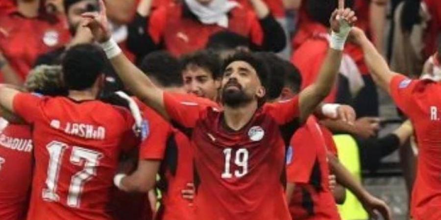 الأغانى الوطنية تشعل حماس لاعبى المنتخب قبل مواجهة إيران بكأس العالم