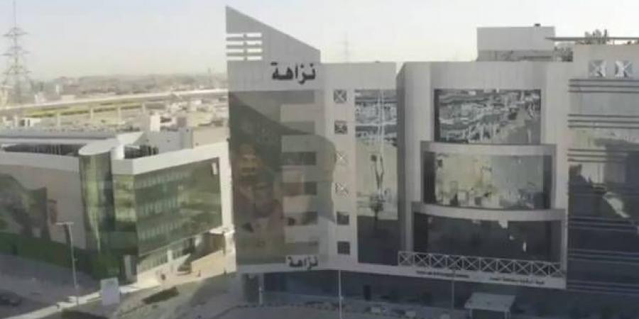 هيئة
      الرقابة
      ومكافحة
      الفساد
      توقف
      130
      شخصاً
      بتهم
      الرشوة
      واستغلال
      النفوذ
      الوظيفي