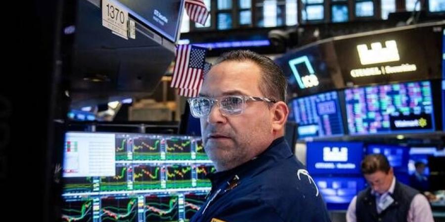 الأسهم الأمريكية ترتفع مع تعزز توقعات رفع الفائدة