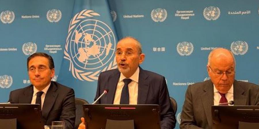 المفوض العام بالإنابة للأونروا كريستيان ساوندرز لـ”القدس العربي”: معظم لاجئي فلسطين في لبنان تحت خط الفقر وحماية الوكالة مسؤولية الدول