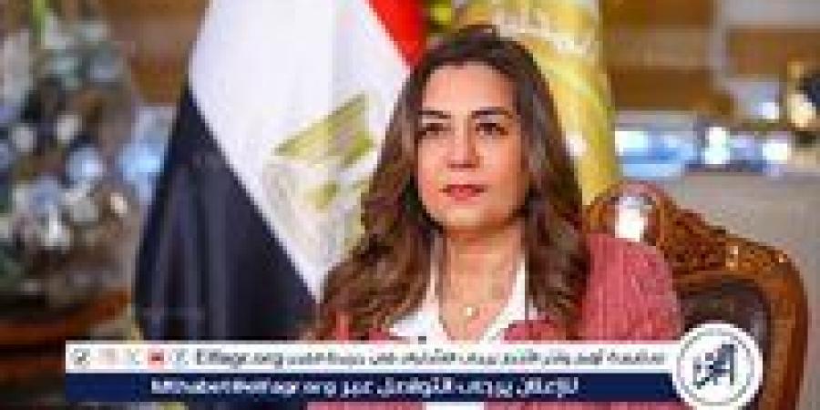 وزيرة التنمية المحلية والبيئة: حملة مكبرة بكورنيش الإسكندرية وإيداع 3 عقبان بحديقة الحيوان