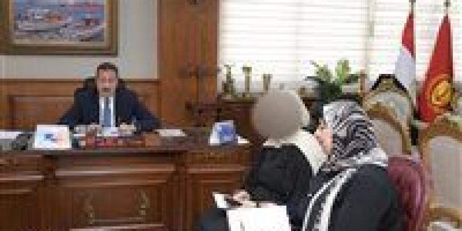 من إعفاء الطلاب إلى تجهيز عروس.. استجابات إنسانية جديدة من محافظ بورسعيد