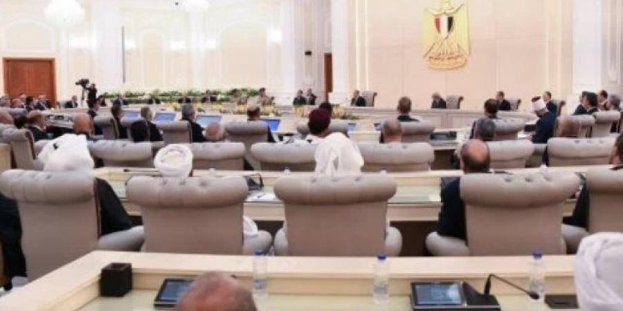الرئيس السيسى: مصر لديها 4500 قرية تضم 50% من الشعب وحريص على لقاء العمد