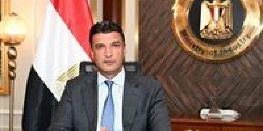 الصناعة تدعو المصانع المتعثرة للاستفادة من صندوق إعادة الهيكلة برأسمال مليار جنيه