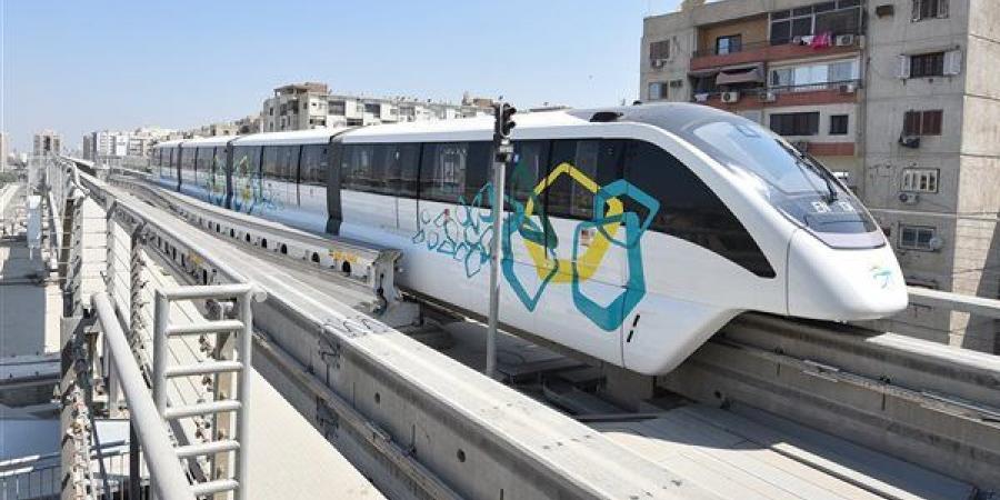 بدء فرز طلبات وظائف المونوريل