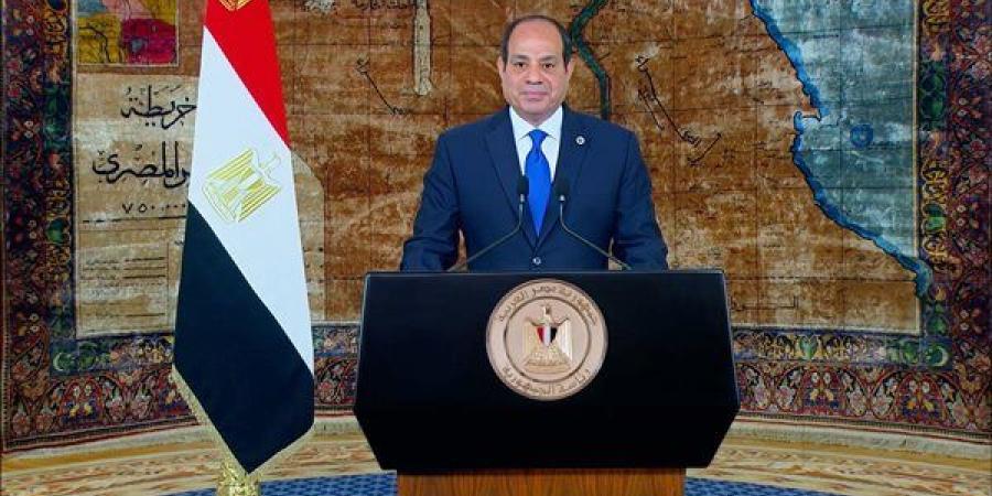 السيسي: العالم يشهد أزمات متلاحقة وإعادة رسم خرائط الإنتاج والطاقة والتكنولوجيا