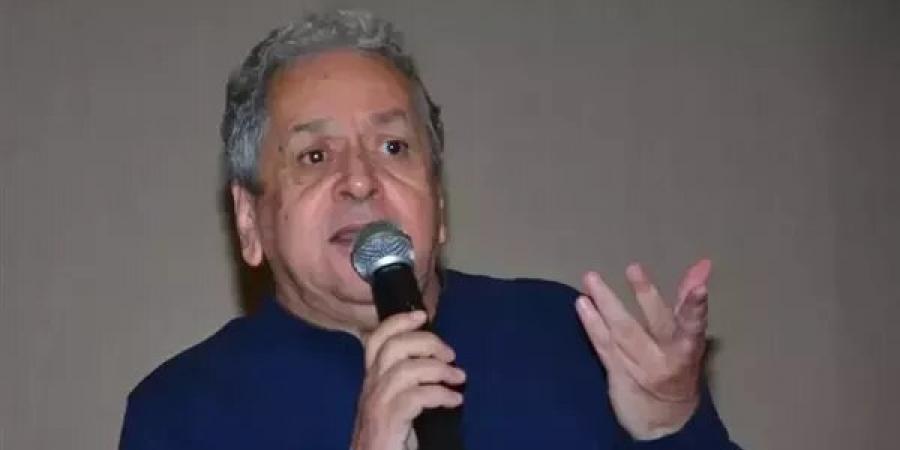 بعد توقف 12 سنة، عمر عبد العزيز يستعد للعودة للإخراج بـ "شوربة كوارع"
