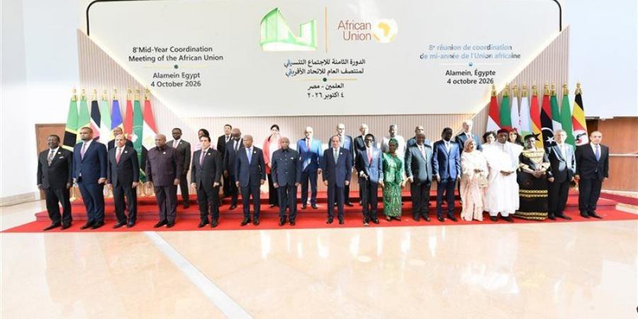 السيسي يدعو لتعزيز نقل التكنولوجيا وتوطين الصناعة والاستثمار بمشروعات أفريقيا الكبرى