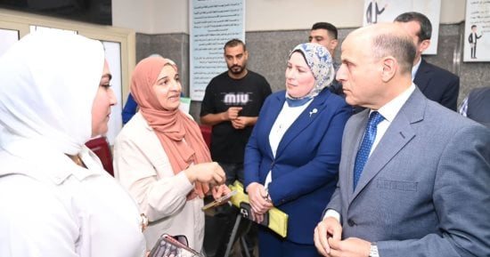محافظ الغربية يتفقد المركز التكنولوجي ومركز السيطرة ببسيون ويتابع ملفات التصالح