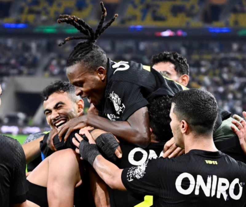 جمال عبد الحميد: لاعبو الزمالك يستحقوا الإشادة والفوز تحقق بقيمة القميص الأبيض