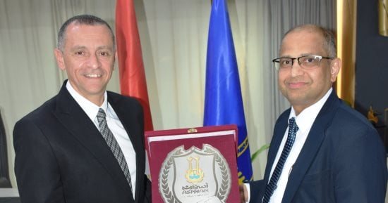 محافظ أسوان يستقبل سفير جمهورية سريلانكا بالقاهرة