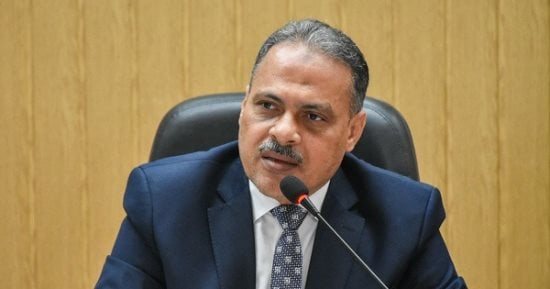 محافظ الشرقية يحيل 83 من العاملين بالمنشآت التعليمية للتحقيق.. تفاصيل