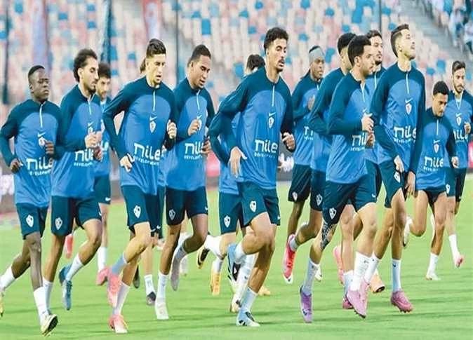 الزمالك يغرم ثلاثي الفريق بسبب واقعة رواندا.. مصدر يكشف التفاصيل