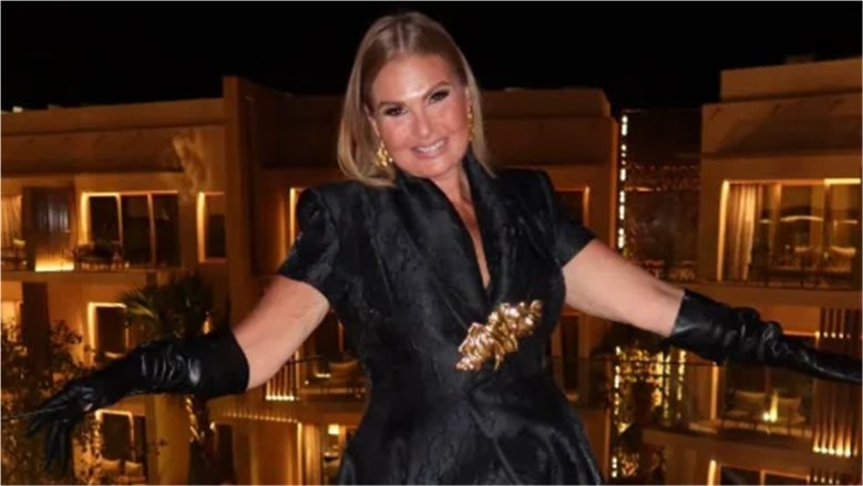 يسرا تخطف الأنظار بإطلالة سوداء أنيقة في افتتاح مهرجان الجونة السينمائي