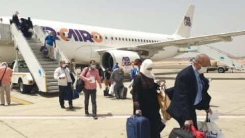 اليوم.. مطار مرسى علم الدولى يستقبل 24 رحلة طيران دولية