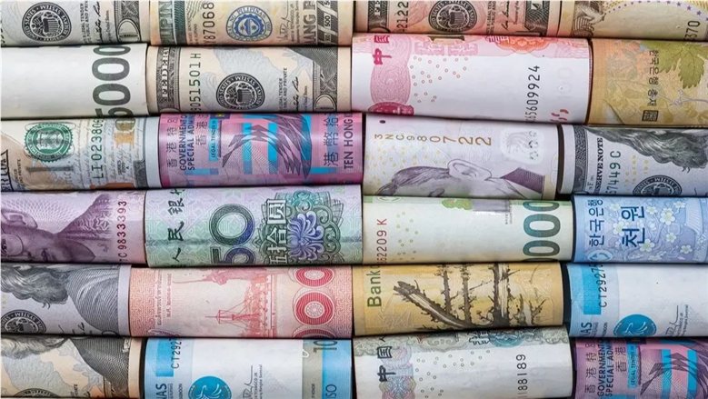 أسعار العملات العربية مقابل الجنيه المصري اليوم الاثنين