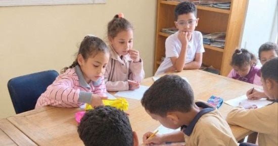 قصور ثقافة الأقصر تنظم ورش فنية متنوعة لتنمية المواهب الإبداعية للأطفال.. صور