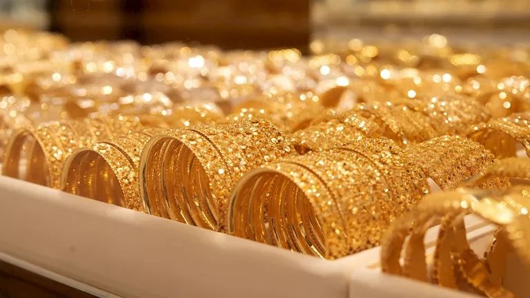 سعر الذهب في مصر اليوم الأحد مع بداية التعاملات الصباحية