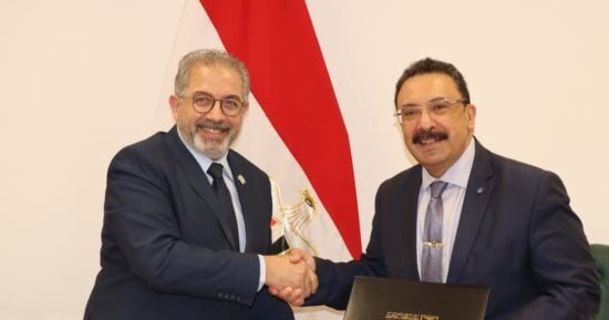 جامعة الإسكندرية والتأمين الصحي الشامل يوقعان اتفاقًا لتقديم الخدمات الطبية