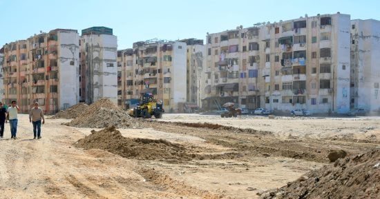من السيدة زينب إلى ستالينجراد.. تطوير شوارع حى المناخ ببورسعيد (صور)