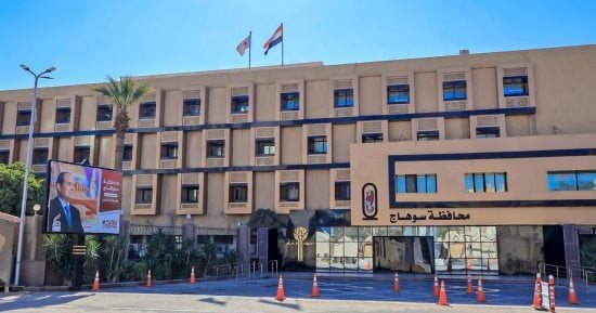 ضبط 50 صفيحة سمنة وطن دقيق و400 كرتونة زيتون خلال حملة تموينية بالمراغة