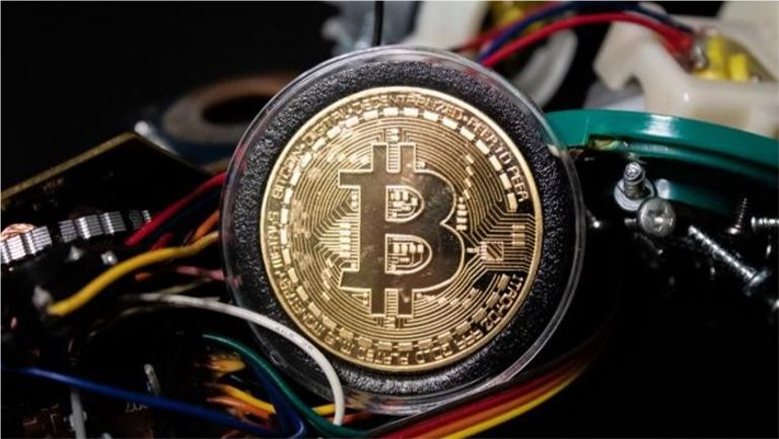 تراجع البتكوين والإيثريوم.. تعرف على آخر أسعار الأصول الرقمية اليوم