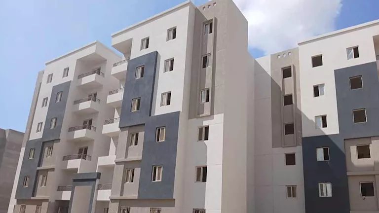 وزيرة الإسكان تتابع موقف مشروعات الإسكان والمرافق والتنمية بمدن الصعيد الجديدة