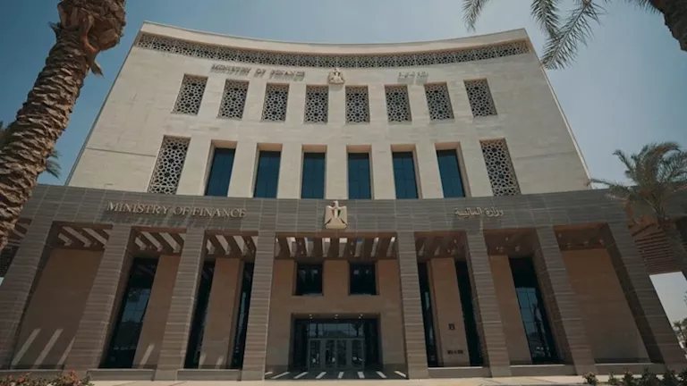 82% من إجمالي الإيرادات العامة لموازنة مصر تأتي من الضرائب