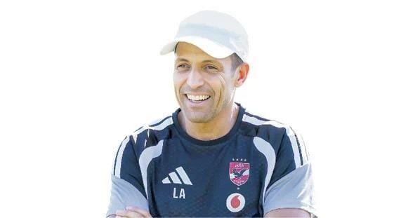 محمد عبدالجليل يحلل قرارات عموتة في مباراة القمة ضد الزمالك