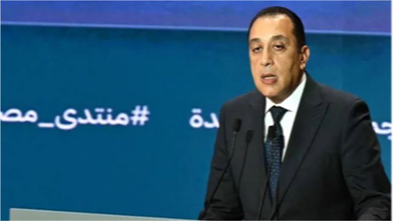 مدبولي: تطوير الموانئ والمطارات يعزز اتصال مصر بالعالم.. ورفع قدرات الصرف الصحي ومياه الشرب