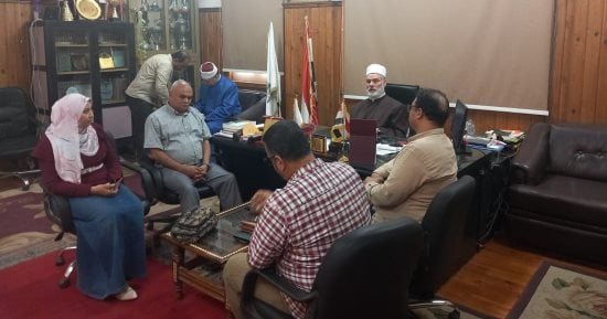 رئيس منطقة سوهاج الأزهرية يناقش انتظام الدراسة وسد عجز المعلمين