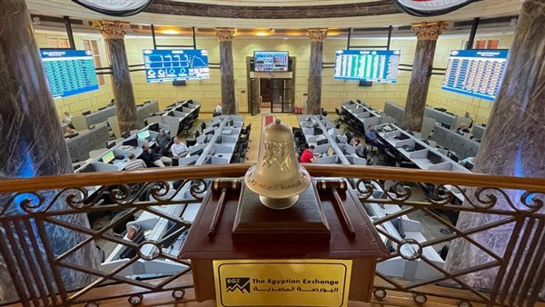 90 دقيقة تداولات، تراجع جماعي لمؤشرات البورصة بتعاملات اليوم الإثنين
