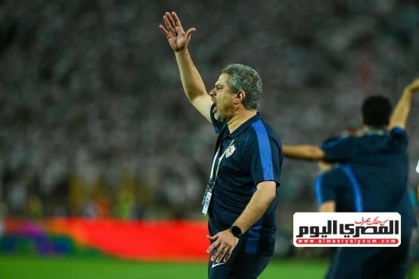 «لنا ركلتي جزاء».. معتمد جمال ينفعل على صحفي بعد خسارة الزمالك أمام الأهلي