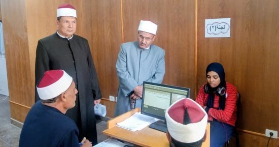 رئيس منطقة الإسماعيلية الأزهرية يتابع اختبارات مسابقة شيخ الأزهر للقرآن الكريم