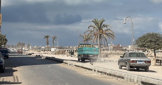 طقس خريفي وغيوم تغطي سماء شمال سيناء وتوقعات بأمطار مساء اليوم.. صور