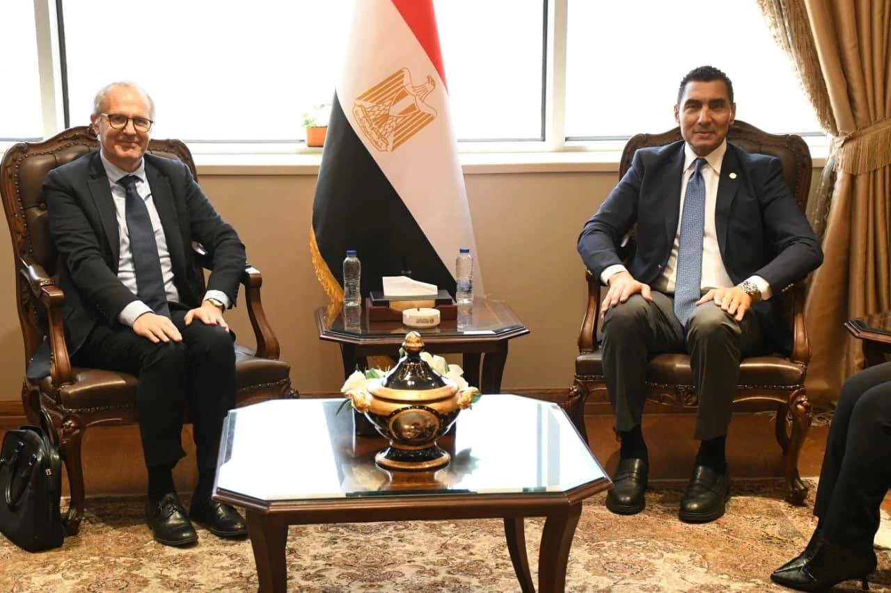 وزير الرياضة يبحث مع المدير الإقليمي لليونسكو بالقاهرة سبل توسيع التعاون