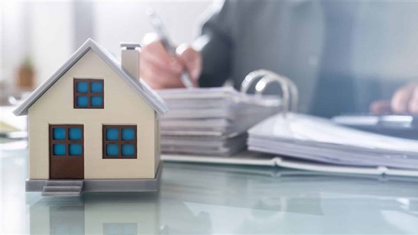 لتحقيق العدالة بين الممولين الملتزمين والمتأخرين، نائب يقترح مكافأة للملتزمين بسداد الضرائب العقارية