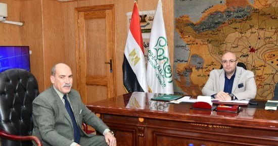 محافظ الفيوم يستقبل مدير مديرية العمل الجديد
