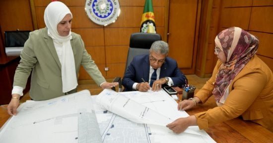 محافظ الدقهلية يعتمد مخططات 23 قرية: العمل جار لاستكمال المخططات المتبقية