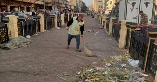 بعد انتهاء مولد السيد البدوي.. رفع المخلفات ونظافة محيط المسجد الأحمدي