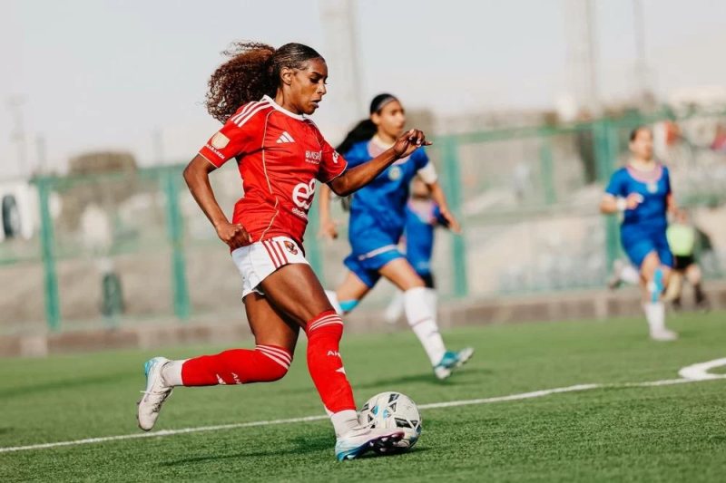 الأهلي يهزم رع بـ10 أهداف في دوري الكرة النسائية