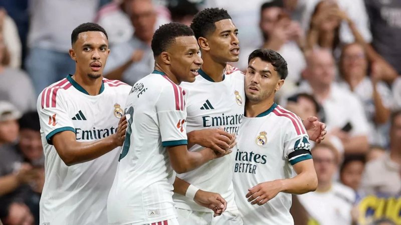 الشوط الأول: مبابي يمنح ريال مدريد الأفضلية في الكلاسيكو أمام برشلونة (فيديو)