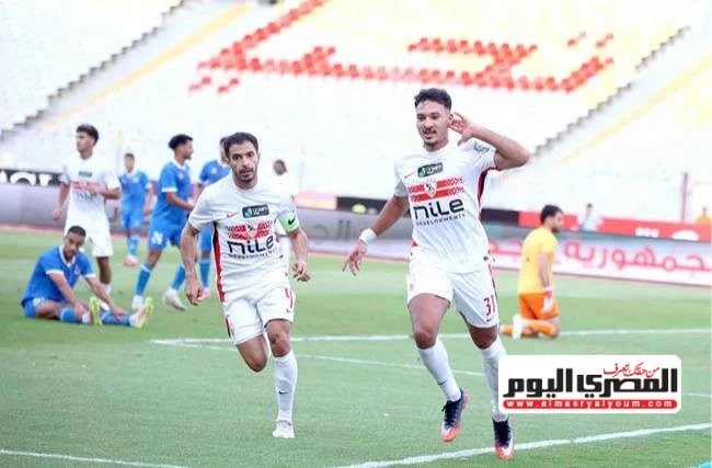 محاضرة وتفقد الأرضية.. استعدادات الزمالك الأخيرة قبل مباراة الجيش الرواندي