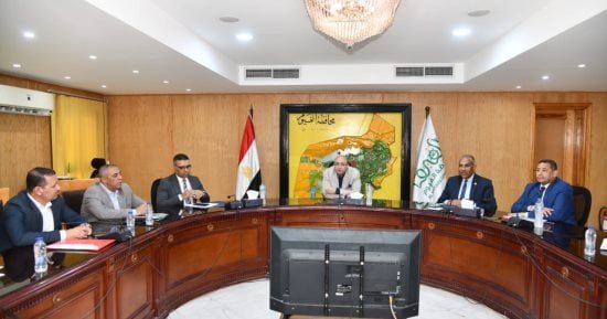 محافظ الفيوم يحيل رئيس وحدة محلية بالغرق للتحقيق لتقصيره في أداء مهام عمله